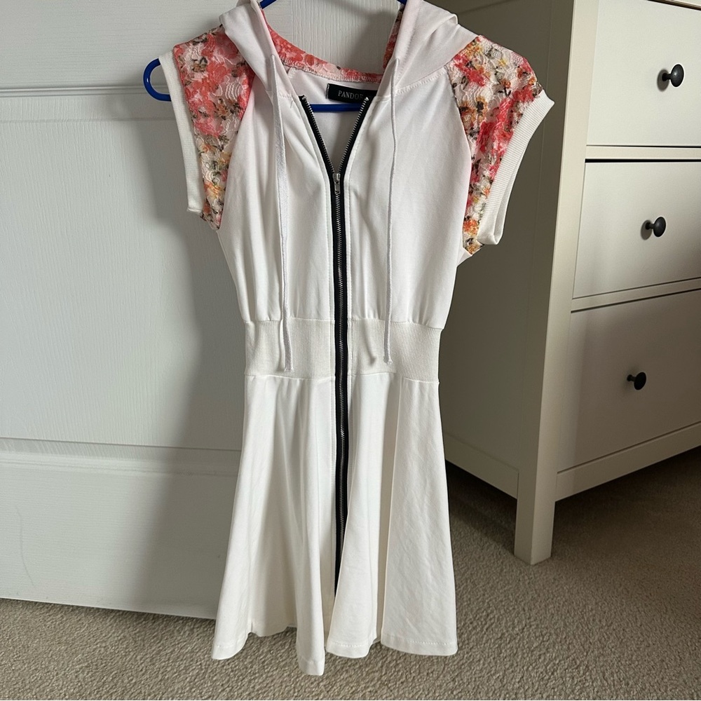 Casual floral hooded skater dress